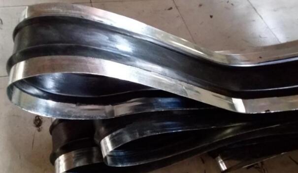 鋼邊橡膠止水帶設鋼邊有哪些重要意義呢？